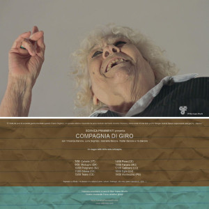 enza_compagniadigiro_scenicaframmenti